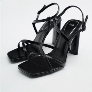 Zara strap of black sandals